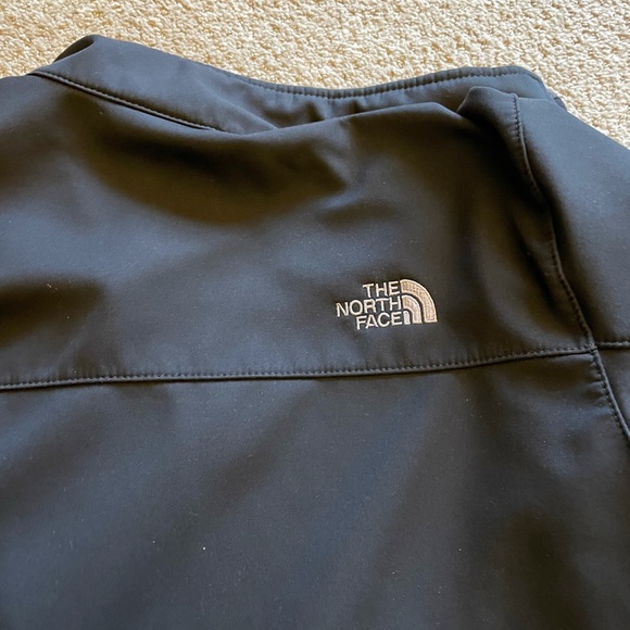 The North Face jacket. - Picture 2 of 4